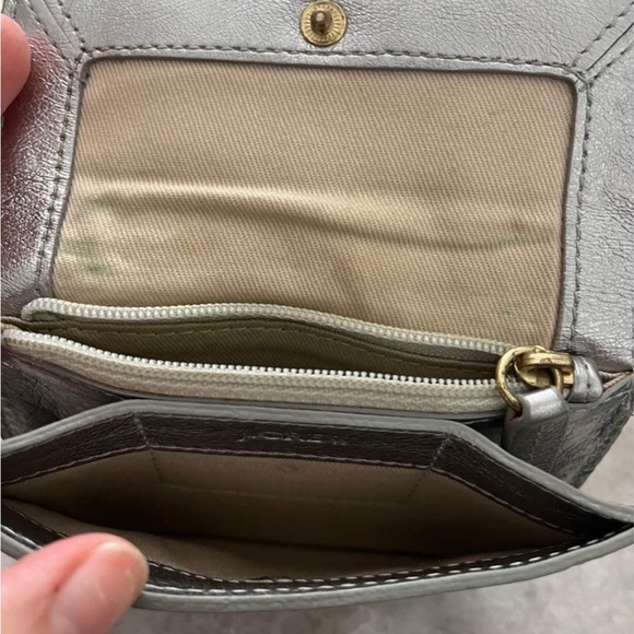 J CREW Small Silver Leather Wallet Coin Purse - Picture 3 of 4